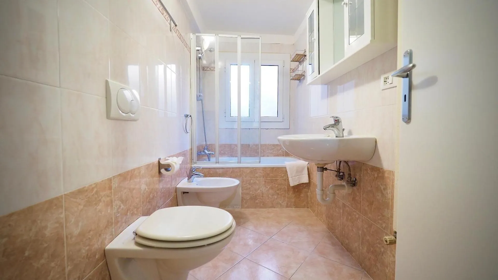 Dimora Di San Vincenzo Apartment Genoa
